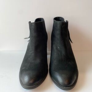 Vionic Black Leather/suede Ankle Boots - Women’s Size 9 1/2